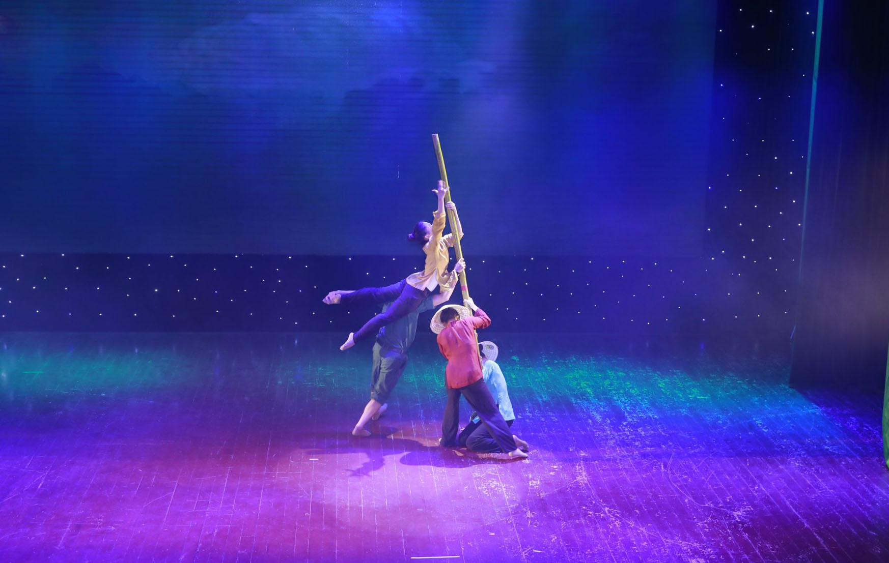 Vinh dự và tự hào của những nghệ sĩ mặc áo lính